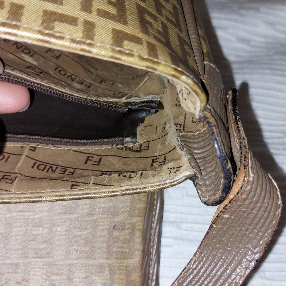 Vintage Fendi Monogram Crossbody with Brown Trim - Picture 12 of 16